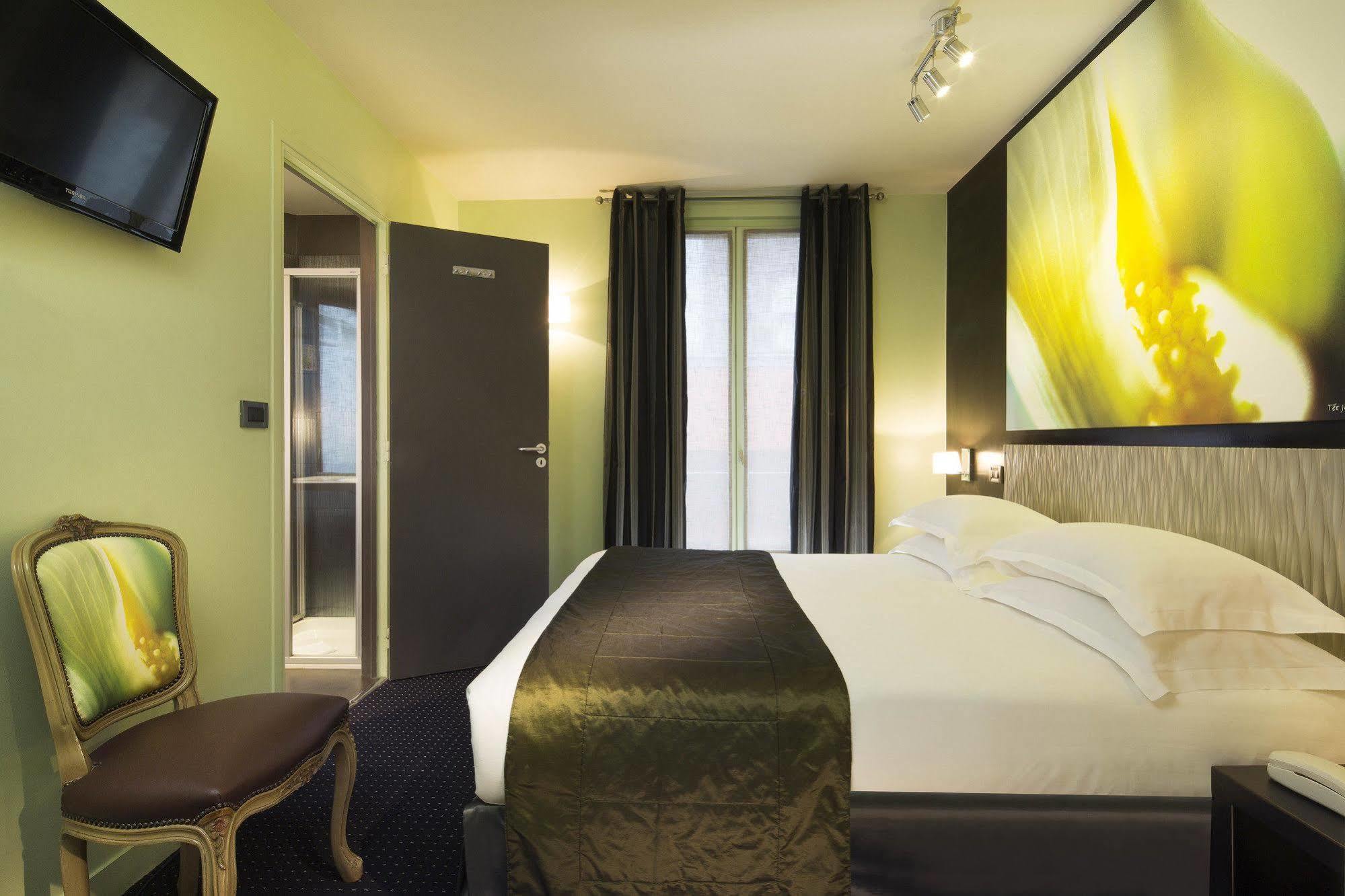 Hotel Le Fabe Париж Екстериор снимка