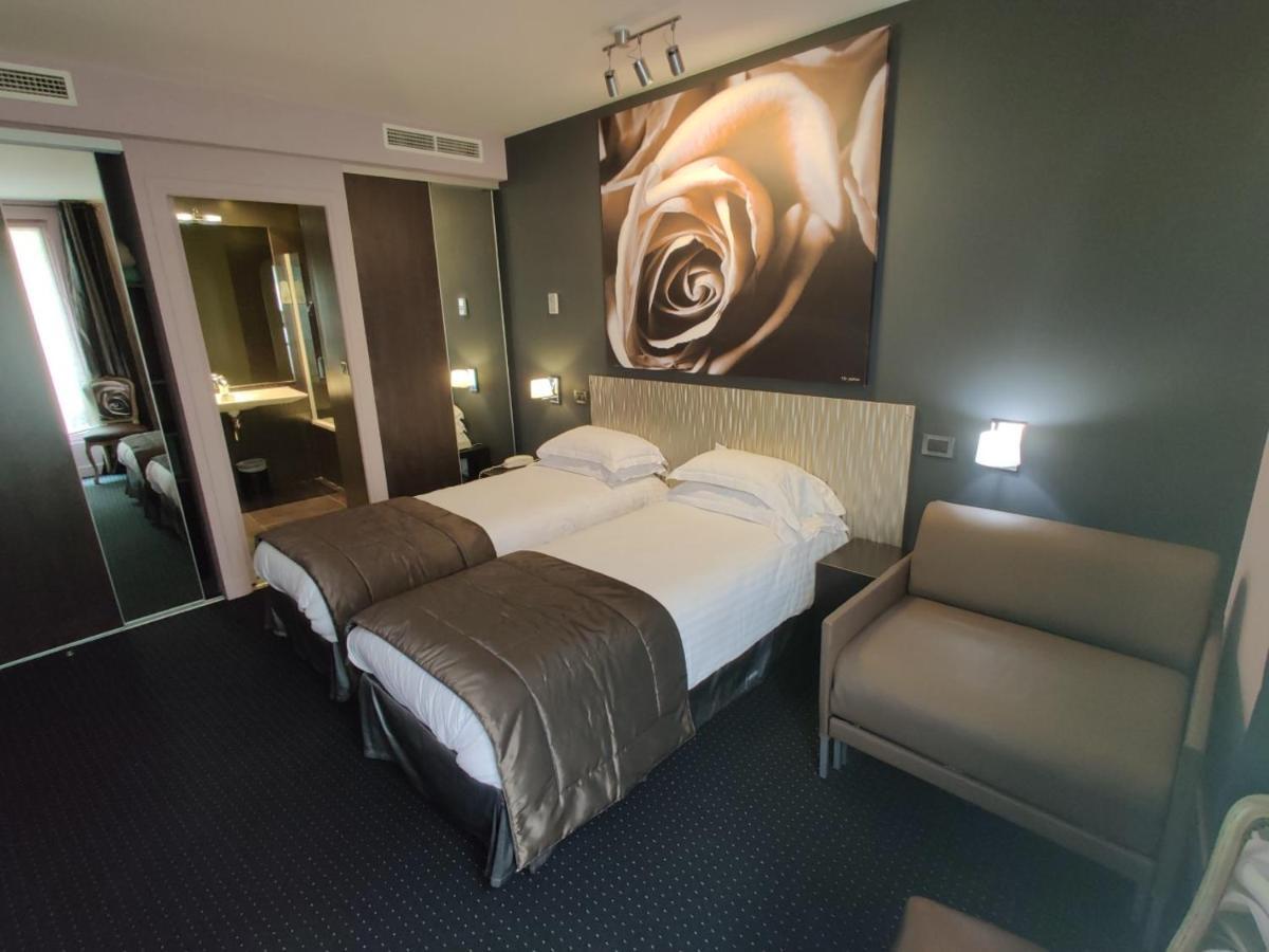 Hotel Le Fabe Париж Екстериор снимка